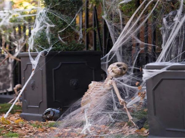 Sztuczna pajęczyna biała z pająkami halloween dekoracja rozciągliwa - obrazek 4